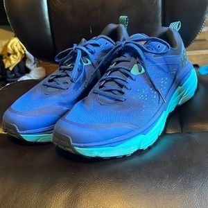 Hoka Challenger ATR 6